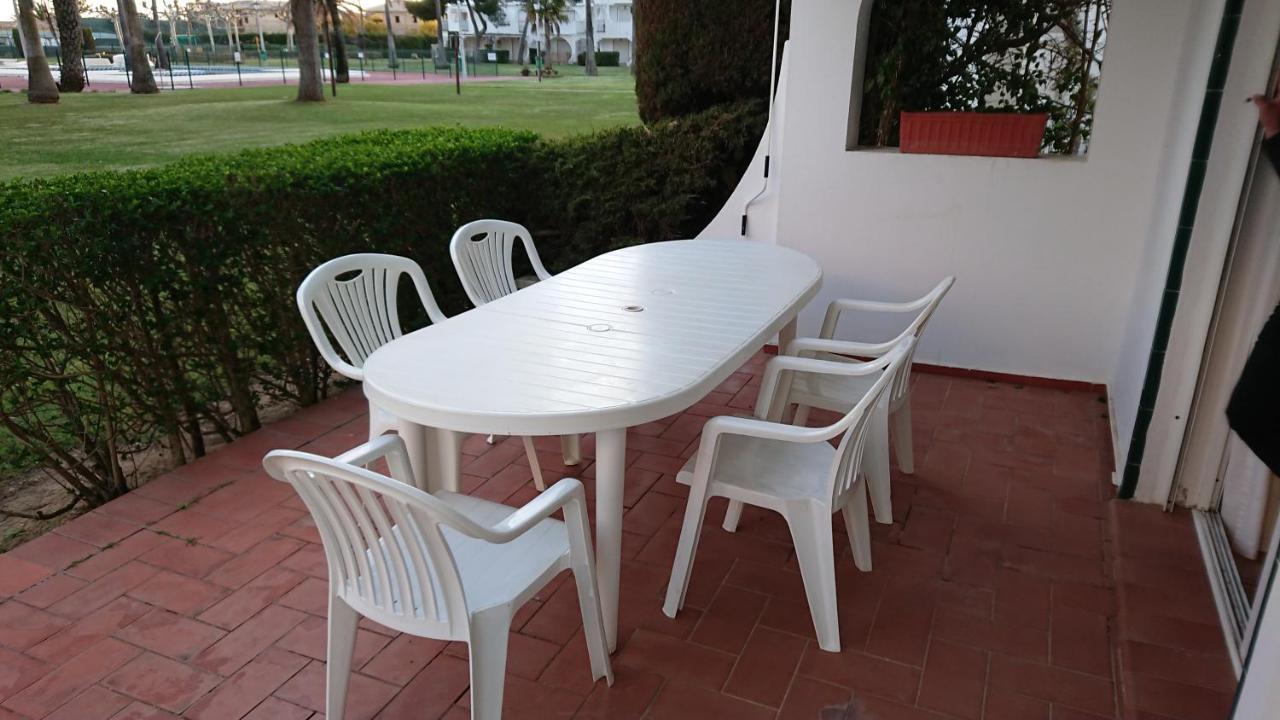 Apto. Doble Planta Baja Con Acceso A La Piscina Isla Canela Ngoại thất bức ảnh